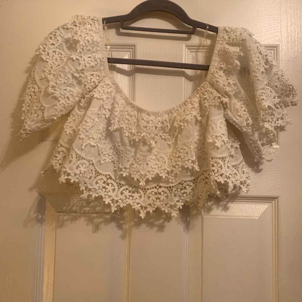 Hot & Delicious beautiful ruffle lace off the shoulder blouse w built in bandeau